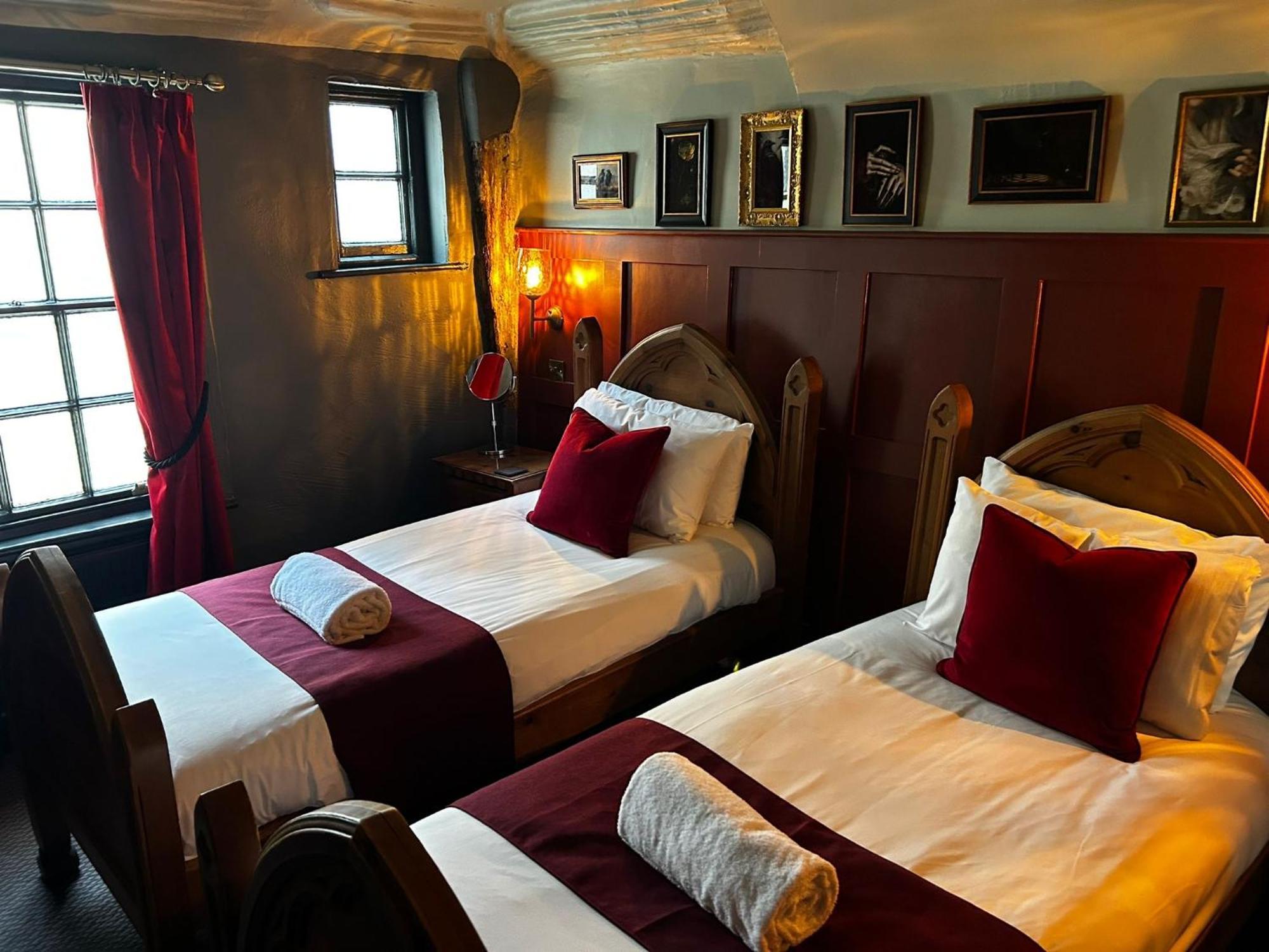Golden Fleece York Hotel Екстериор снимка